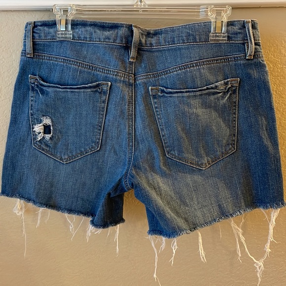 Women’s LOFT denim shorts - Picture 2 of 3